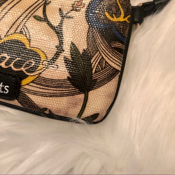 Sakroots Wristlet – Peace - Picture 3 of 7